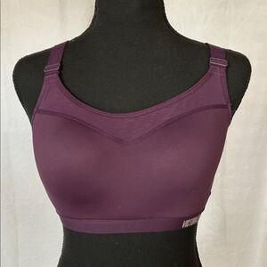 VICTORIA SPORT Women's Purple Sports Bra. Size 36 C.